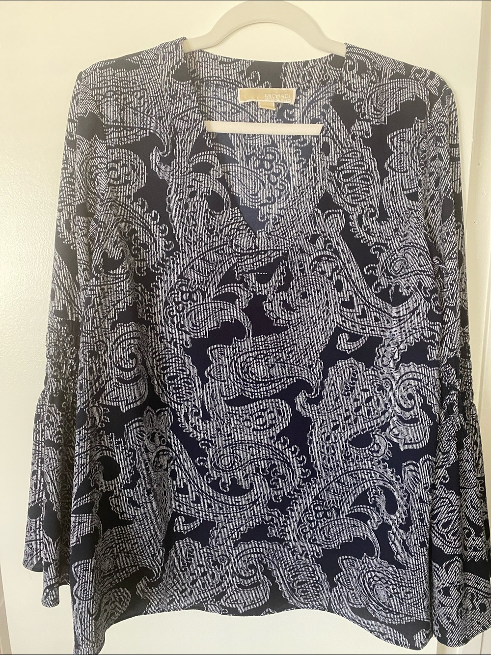 MICHAEL Michael Kors Navy and White Paisley V-Neck Blouse